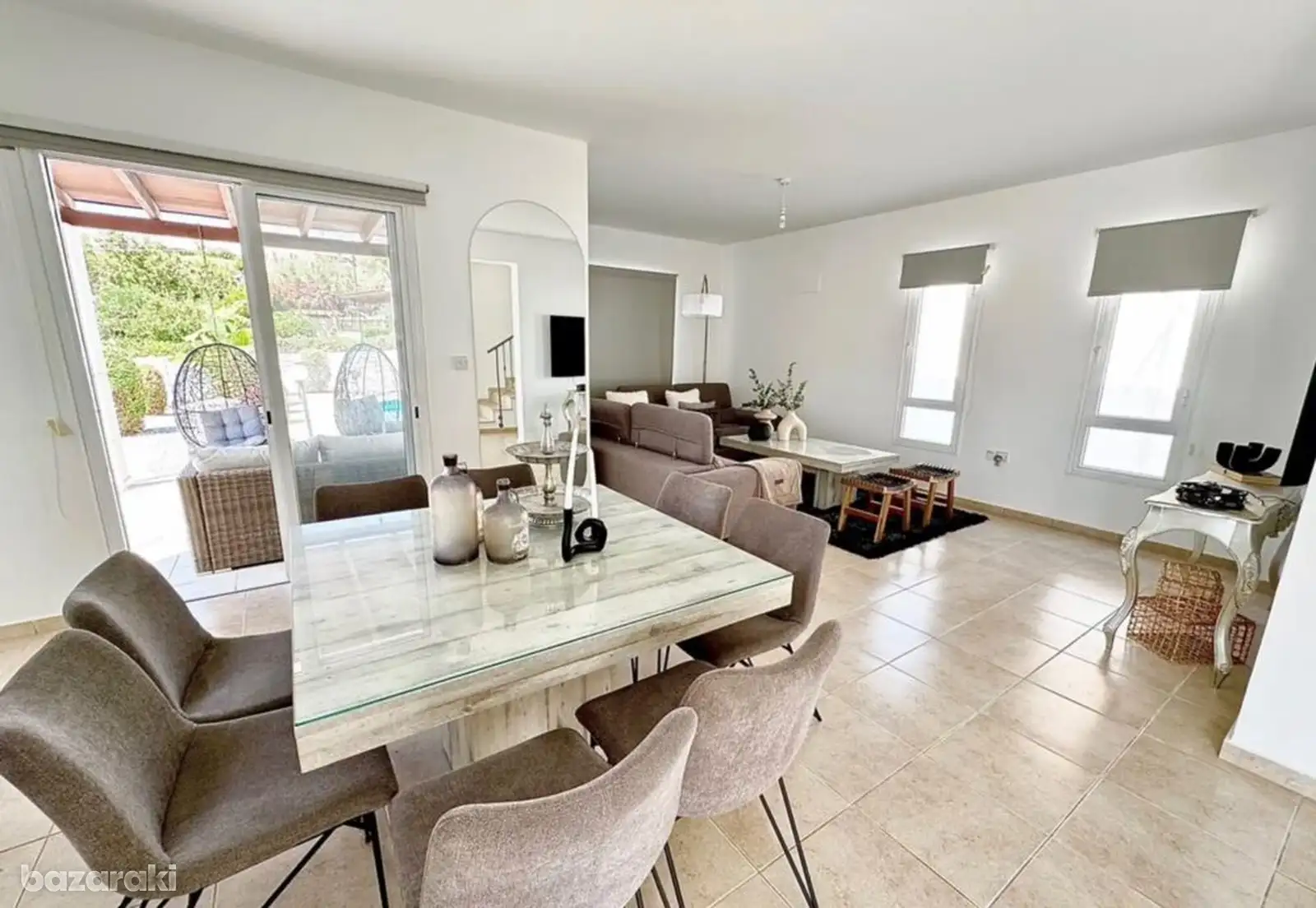 House, 3 bedrooms — 4