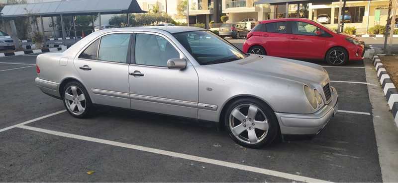 Mercedes-Benz E-Class 2,0L 1998