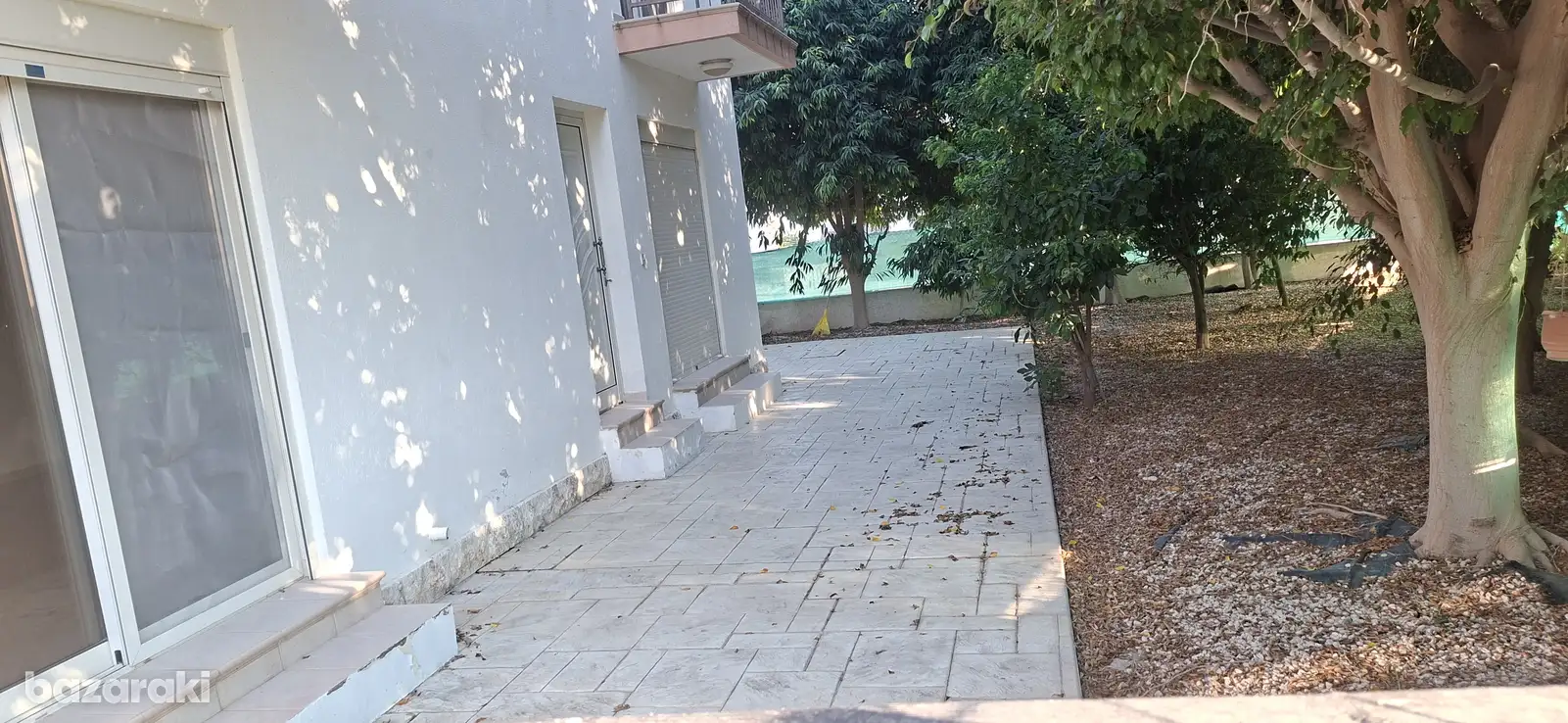 House, 3 bedrooms — 2