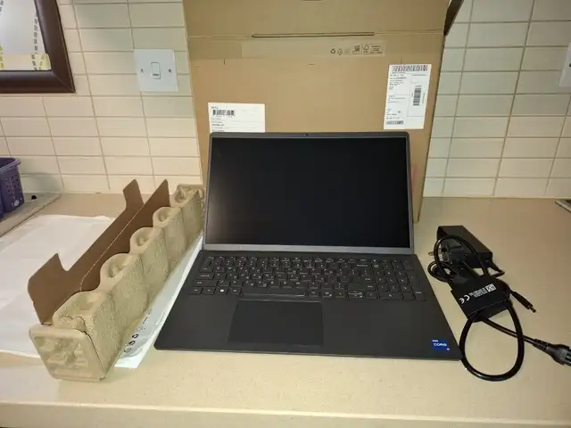 Laptop Dell Pro PV15250 i5 16GB /512GB W11/3, Nicosia — Latsia - Agios Georgios
