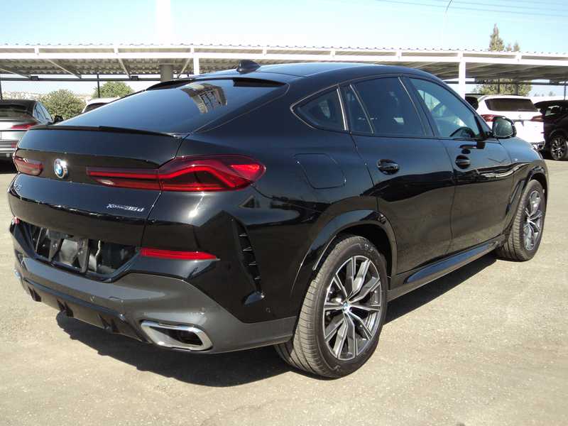2021 BMW X6 3,0L 2021 Cyprus