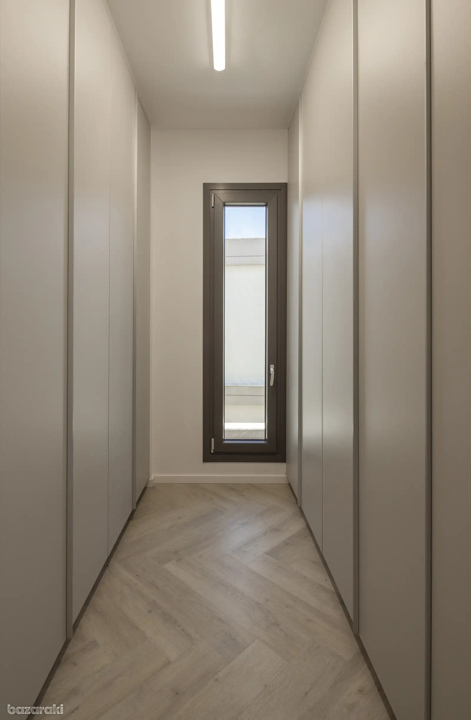 House, 3 bedrooms — 9
