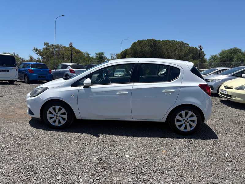 2016 Opel, Vauxhall Corsa 1,4L 2016 Cyprus