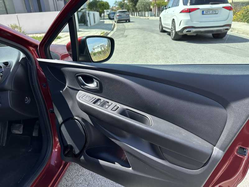 2017 Renault Clio 1,5L 2017 Cyprus