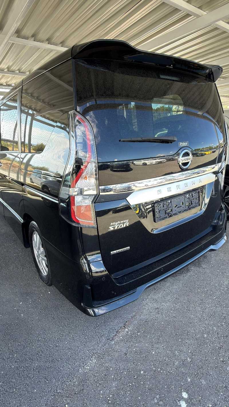 2022 Nissan Serena 2,0L 2022 Cyprus