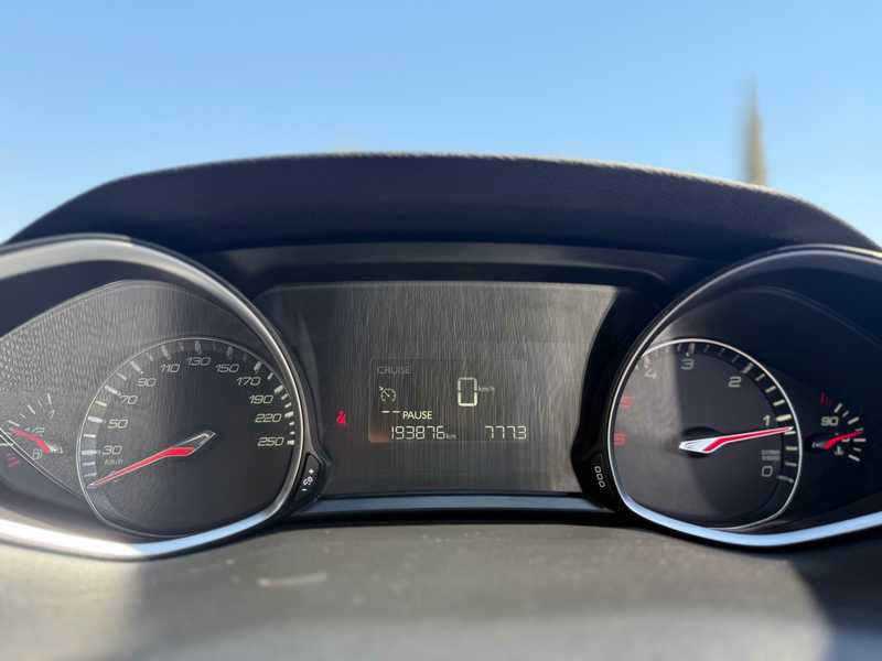2017 Peugeot 308 1,6L 2017 Cyprus