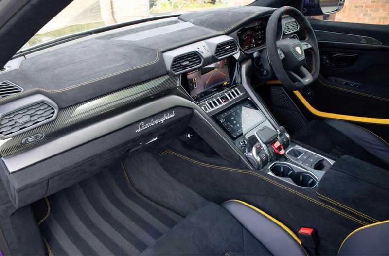2025 Lamborghini Urus 4,0L 2025 Cyprus
