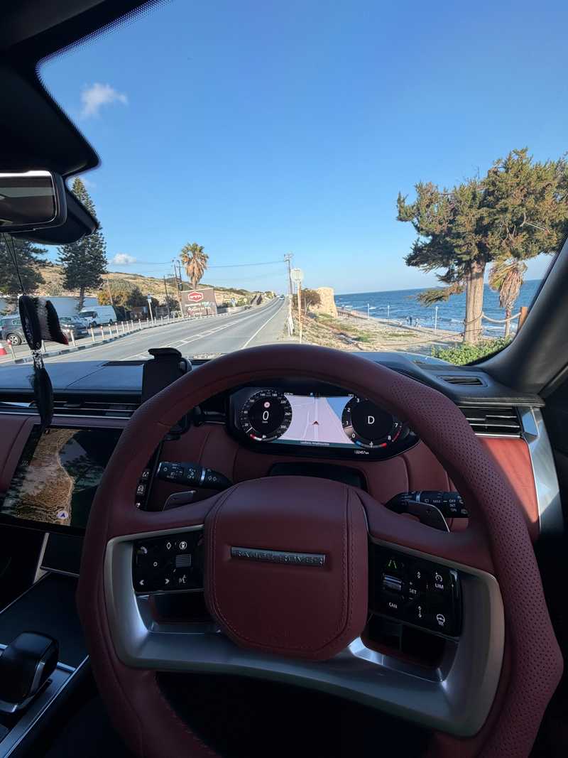 2025 Land Rover Range Rover 4,4L 2025 Cyprus