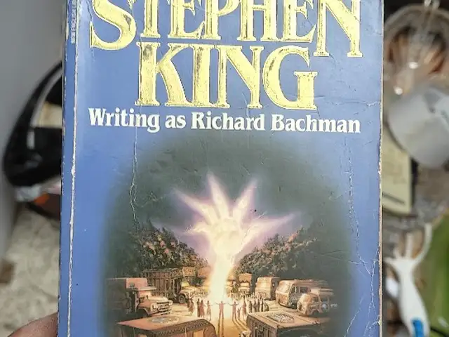 Stephen king, Larnaca — Larnaka - Kamares