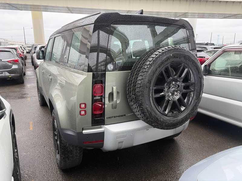 2024 Land Rover Defender 3,0L 2024 Cyprus
