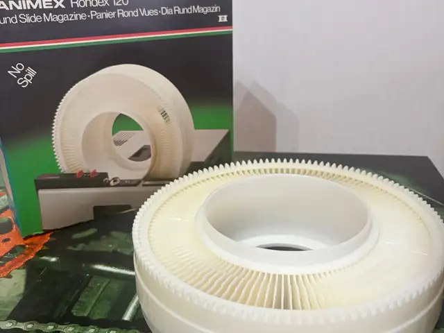 Vintage 1970 hanimex slide projector rotary carousel 120 slides tray - new w/box, Επαρχία Πάφου — Paphos - Άγιος Θεόδωρος
