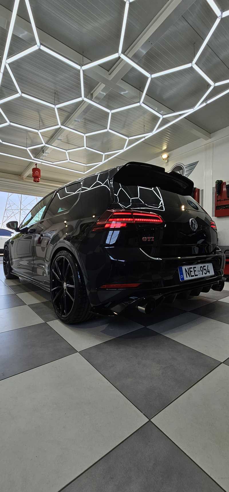 2017 Volkswagen Golf 2,0L 2017 Cyprus