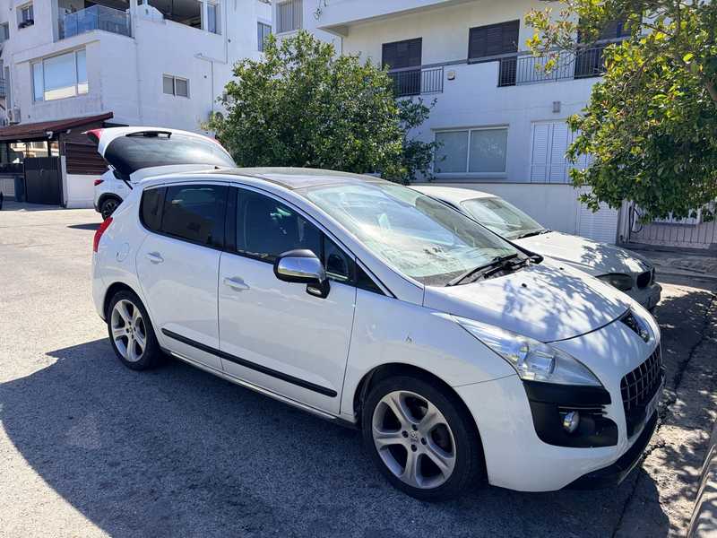 2013 Peugeot 3008 2,0L 2013 Cyprus