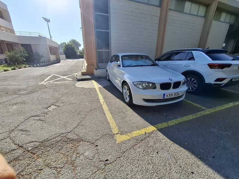 2010 BMW 1-Series 1,6L 2010 Cyprus