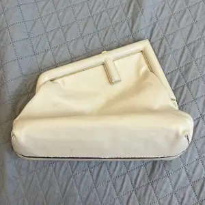 Bag with clutch, Επαρχία Λεμεσού — Λεμεσός - Ζακάκι