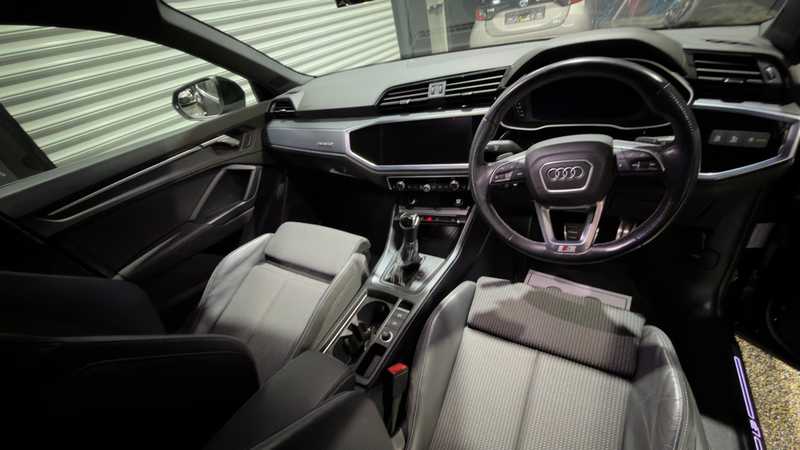 2021 Audi Q3 2,0L 2021 Cyprus