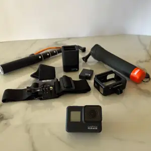 Gopro hero7 black - battery - charger - accessories, Επαρχία Λεμεσού — Λεμεσός - Λινόπετρα