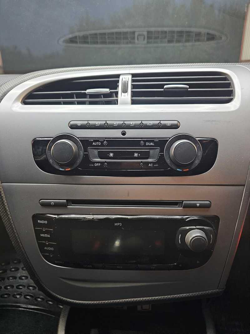 2012 Seat Leon 1,6L 2012 Cyprus