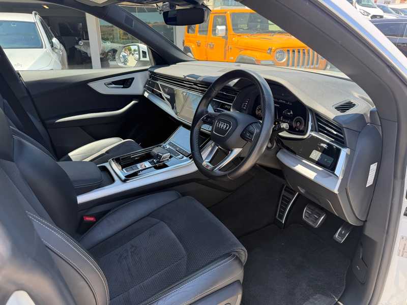 2021 Audi Q8 3,0L 2021 Cyprus