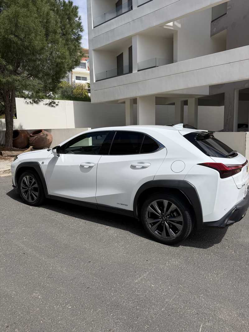 2022 Lexus UX 2,0L 2022 Cyprus