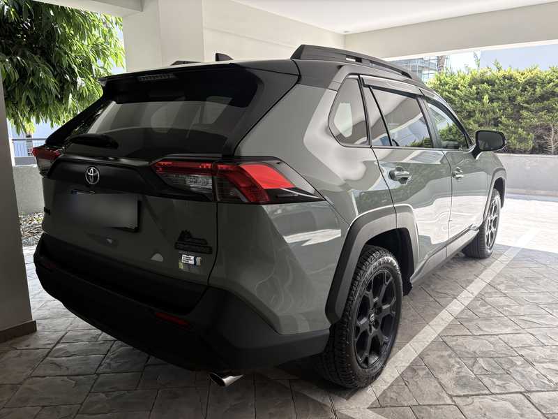 Toyota RAV4 2,5L 2024