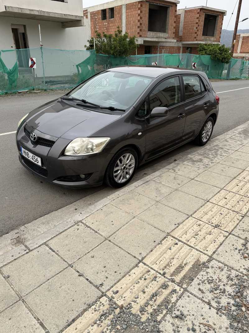 2008 Toyota Auris 5,0L 2008 Cyprus