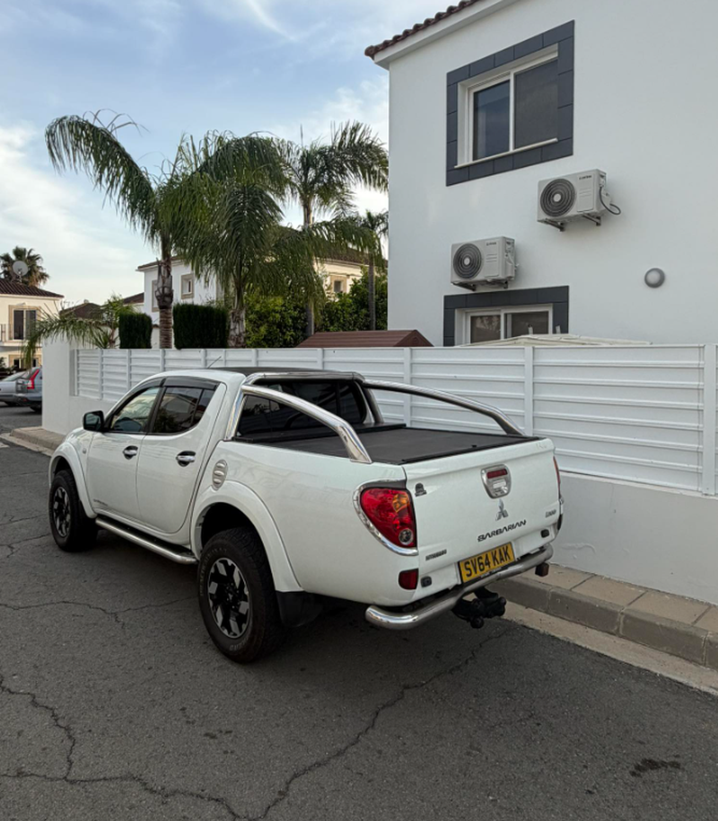 2014 Mitsubishi L200 2,4L 2014 Cyprus