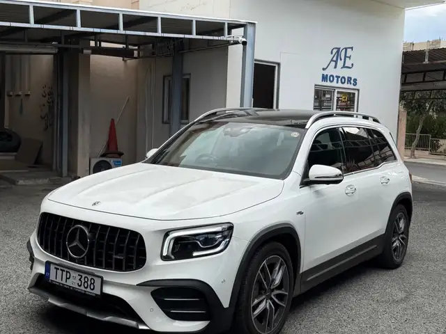 Mercedes-Benz GLB