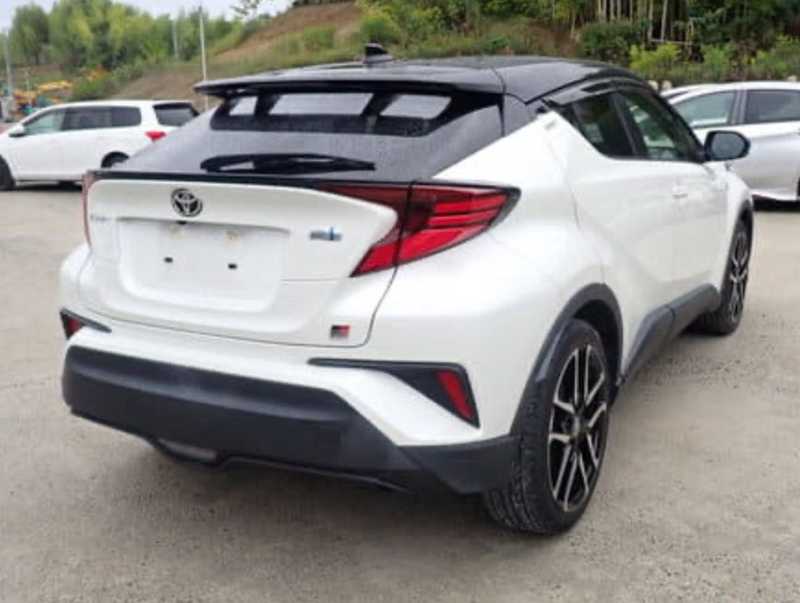 2022 Toyota C-HR 1,8L 2022 Cyprus