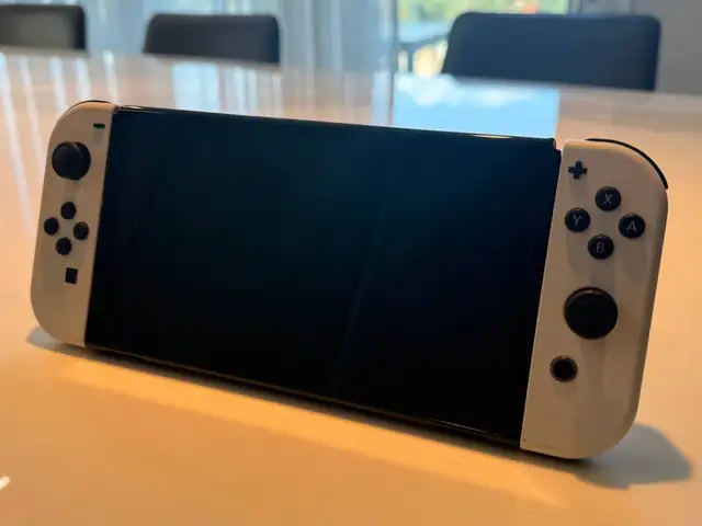 Nintendo switch oled white 64gb + mario wonder + case, Επαρχία Λεμεσού — Λεμεσός - Μέσα Γειτονιά