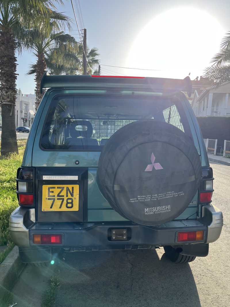 2000 Mitsubishi Pajero 2,8L 2000 Cyprus
