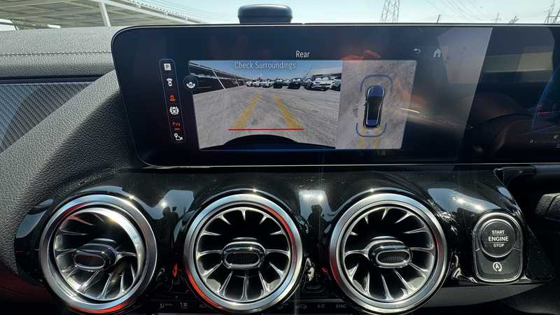 2025 Mercedes-Benz GLA 35 2,0L 2025 Cyprus