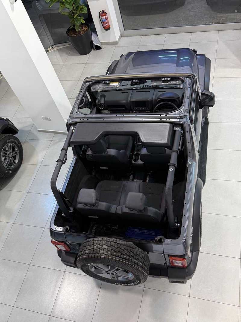 2025 Mahindra Thar 2,0L 2025 Cyprus