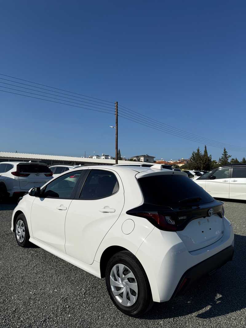 2022 Toyota Yaris 1,5L 2022 Cyprus