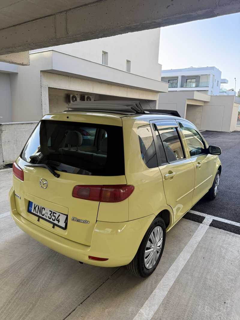 2006 Mazda Demio 1,3L 2006 Cyprus