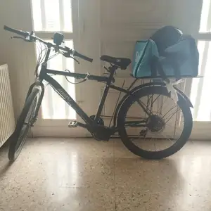 Chargeable Bicycle with 3 batteries, Larnaca — Larnaka - Finikoudes