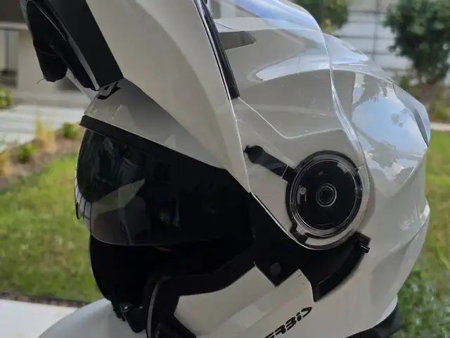For used flip up helmet size l/xl excellent conditions, Nicosia — Strovolos - Acropolis