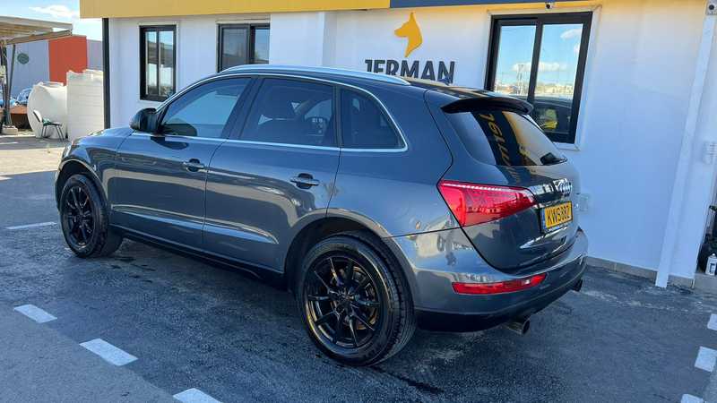 2008 Audi Q5 2,0L 2008 Cyprus