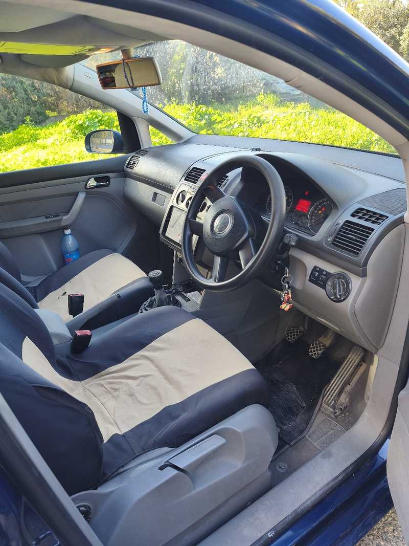 2006 Volkswagen Touran 1,6L 2006 Cyprus
