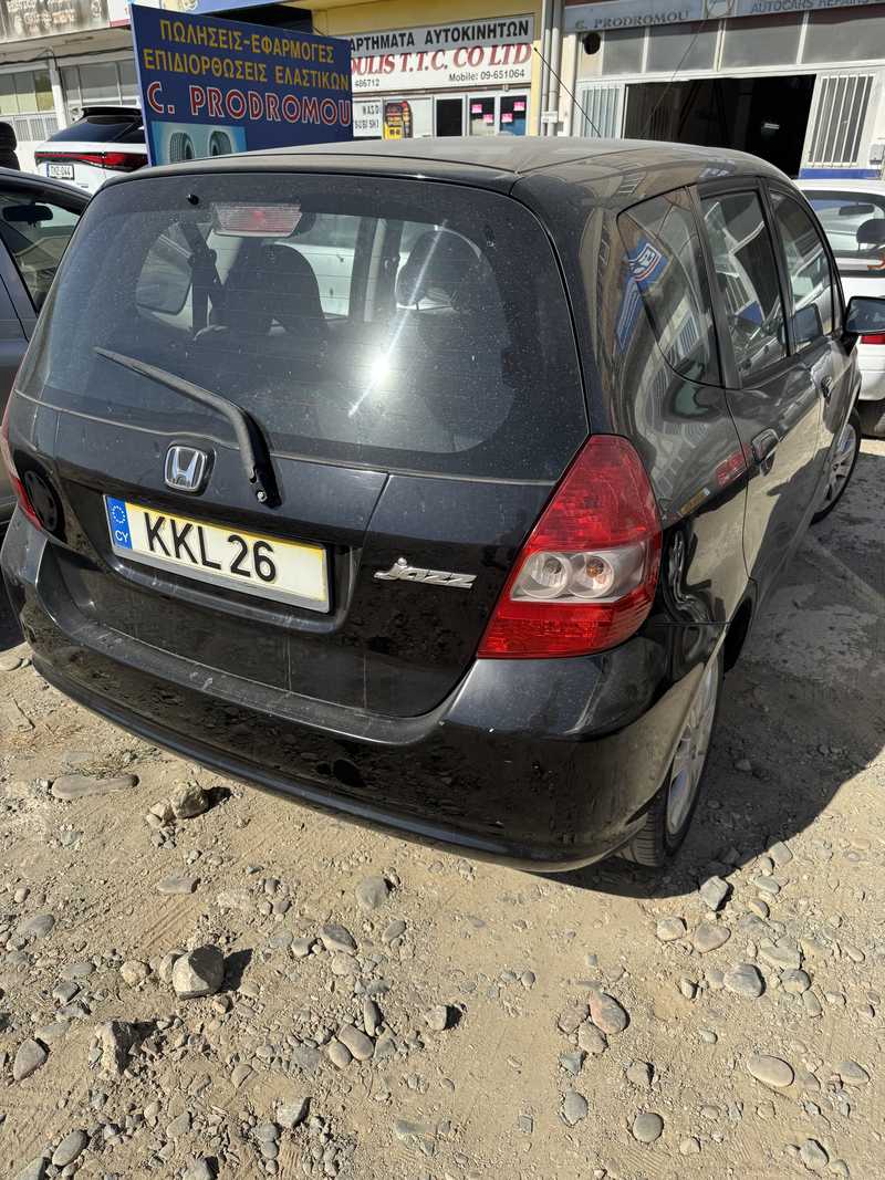 2004 Honda Fit 1,4L 2004 Cyprus
