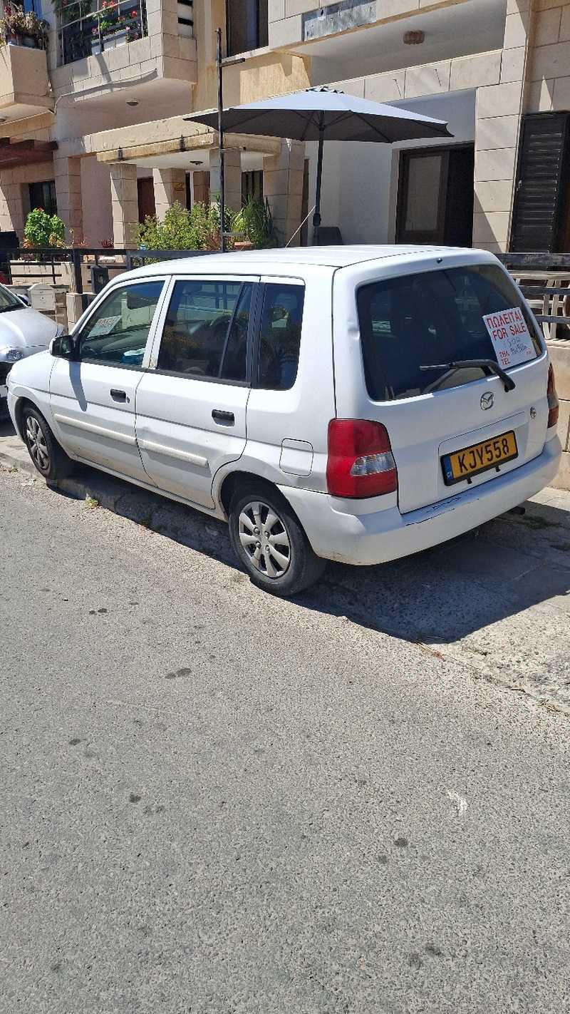 2000 Mazda Demio 1,3L 2000 Cyprus