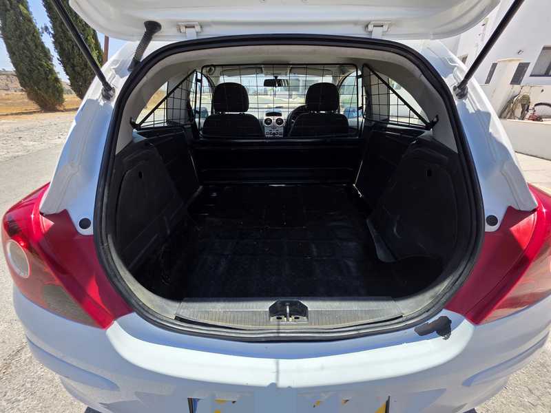 2008 Opel, Vauxhall Corsa 1,3L 2008 Cyprus