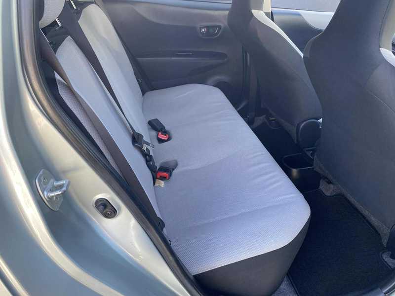 2013 Toyota Vitz 1,3L 2013 Cyprus