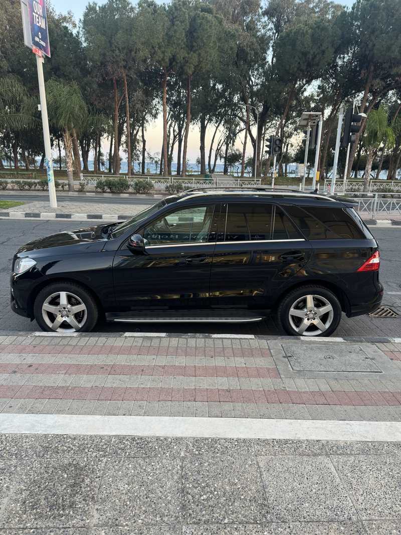 2013 Mercedes-Benz M-Class 2,5L 2013 Cyprus
