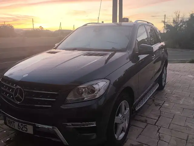 Mercedes-Benz M-Class