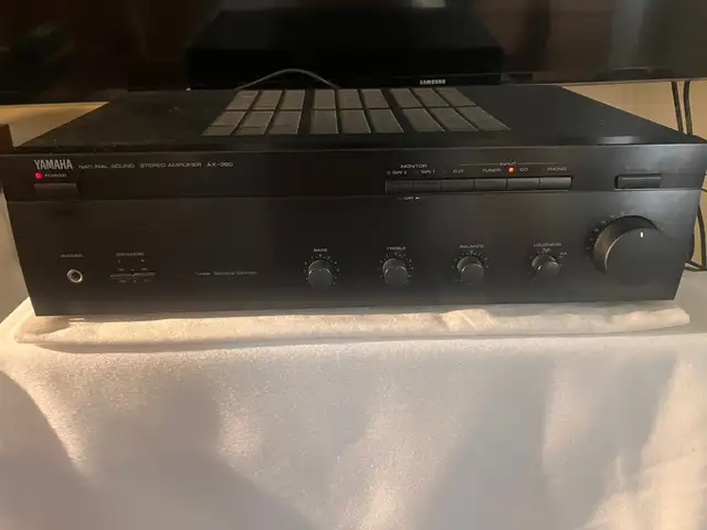 Yamaha stereo amplifier, Επαρχία Πάφου — Paphos - Άγιος Θεόδωρος