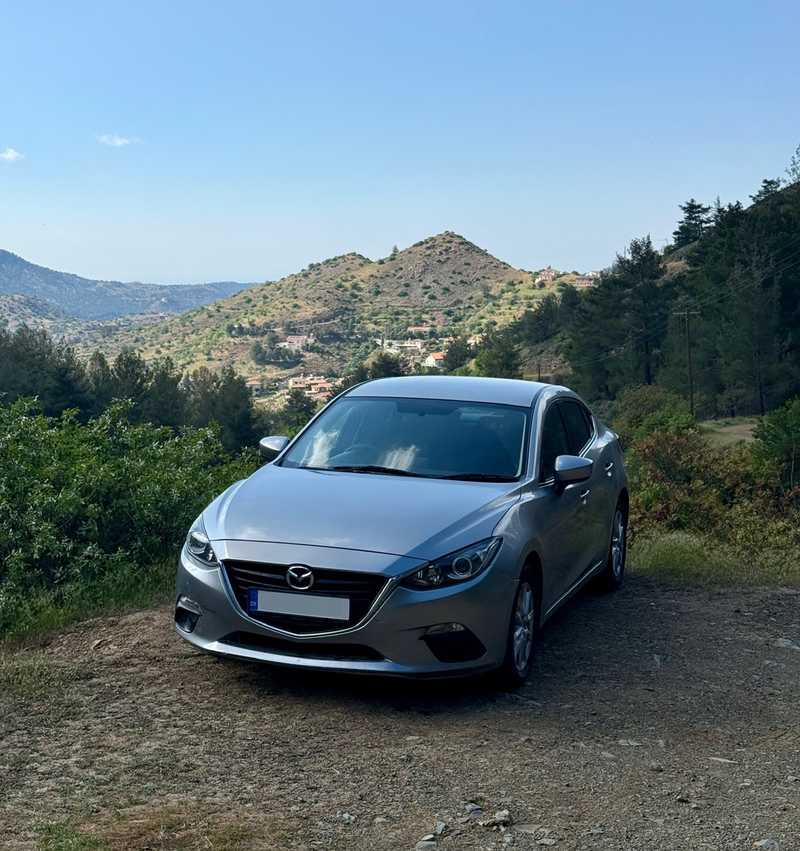 Mazda Axela 2,0L 2014