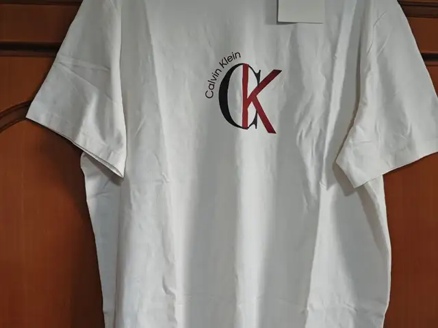 New calvin klein jeans t-shirt white short sleeve tee shirt ck beige loose fit m, Larnaca — Aradippou - Apostolos Loukas