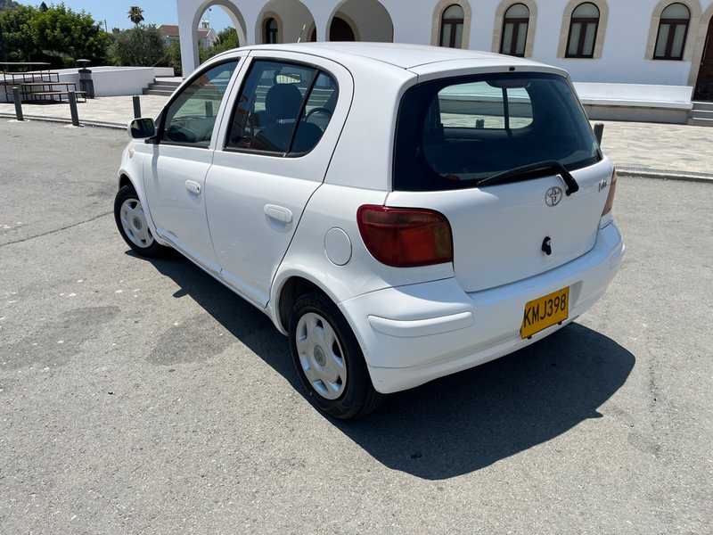 2002 Toyota Vitz 1,0L 2002 Cyprus