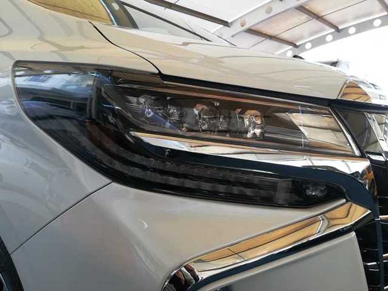 2019 Toyota Alphard 2,5L 2019 Cyprus